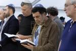 שמחת התורה אין קאלינינגראד אין א ימים נוראים'דיגע אטמאספער.