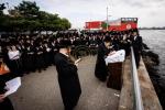 קריאת הקרבנות און אמירת תשליך ביי כ"ק אדמו"ר מבאבוב 45 שליט"א