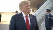 האנדל קריג פארברייטערט זיך: טראמפ באצייכנט קאנאדע אלס א שרעקליכער שותף און סטראשעט אפצושטעלן האנדל מיט אייראפע
