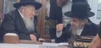 הגאון ר' דוב לאנדאו ביים באזוכן ביי כ"ק אדמו"ר מגור שליט"א