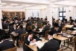 שמח זבולון: עמודי התווך פון כולל פאפא ביים 'יום עמודי התורה'