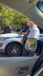 Main image for ווידעא: פארשטערקערטע NYPD סעקיוריטי ארום 770 בעת די תשרי מאסן פילן אן קראון הייטס