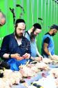 בילדער: כפרות שלאגן אין בני ברק ערב יום כיפור