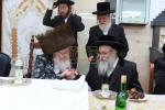 שמחת הבר מצוה פאר א אייניקל ביי כ"ק האדמו"ר מקרעטשניף קרית גת שליט"א תשרי תשפ"ז