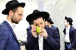 בילדער: הכנות ערב סוכות אין בני ברק