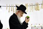 בילדער: הכנות ערב סוכות אין בני ברק