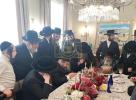 מעמד לחיים וחתימת שטרות בראשות כ"ק אדמו"ר מסאַטמאַר שליט"א, אין שטוב פון הרבני הנגיד מו"ה ר' יוסף ארי' ברינער הי"ו