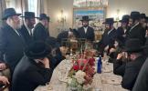 מעמד לחיים וחתימת שטרות בראשות כ"ק אדמו"ר מסאַטמאַר שליט"א, אין שטוב פון הרבני הנגיד מו"ה ר' יוסף ארי' ברינער הי"ו