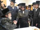 Main image for מעמד 'לחיים' ביי כ"ק אדמו"ר מוויזניץ שליט"א לרגל די שידוך שליסן פון א אור אייניקל