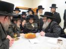 מעמד 'לחיים' ביי כ"ק אדמו"ר מוויזניץ שליט"א לרגל די שידוך שליסן פון א אור אייניקל