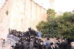 כ"ק אדמו"ר מתולדות אהרן שליט"א ביי אמירת סליחות אחרונות ערב יום הקדוש ביים מערת המכפילה