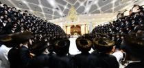 בילדער: מוצאי יום כיפור בחצר הקודש דושינסקיא אין ירושלים