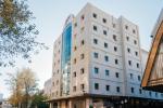 מאסן אידן האבן איבערגעפילט די שולן און צענטראלע בתי מדרשים אין מאסקווע, די הויפטשטאט פון רוסלאנד, צו מיטהאלטן די געהויבענע תפילות פונעם הייליגן יום כיפור ברוב עם הדרת מלך.