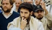 מאסן אידן האבן איבערגעפילט די שולן און צענטראלע בתי מדרשים אין מאסקווע, די הויפטשטאט פון רוסלאנד, צו מיטהאלטן די געהויבענע תפילות פונעם הייליגן יום כיפור ברוב עם הדרת מלך.
