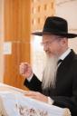 מאסן אידן האבן איבערגעפילט די שולן און צענטראלע בתי מדרשים אין מאסקווע, די הויפטשטאט פון רוסלאנד, צו מיטהאלטן די געהויבענע תפילות פונעם הייליגן יום כיפור ברוב עם הדרת מלך.