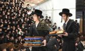 זעלטענע מעמד: כ"ק אדמו"ר מבעלזא שליט"א פראוועט ספעציעלע חול המועד טיש פאר טויזנטער בחורים