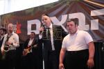שמחת בית השואבה: עזר מציון ברענגט צוזאמען משפחות און וואלונטירן אין ירושלים