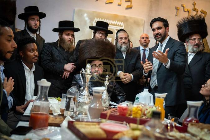 בשלמה של מלכות: ניו יארק סיטי מעיאר 'זאהראן מאדאני