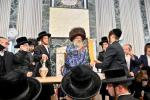 מעמד נעילת החג און הקפות שניות ביי כ"ק ראש ישיבת סאטמאר בני ברק שליט"א