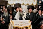 מעמד נעילת החג און הקפות שניות ביי כ"ק ראש ישיבת סאטמאר בני ברק שליט"א