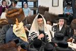 מעמד נעילת החג און הקפות שניות ביי כ"ק ראש ישיבת סאטמאר בני ברק שליט"א