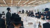 Main image for סעודת חול המועד ביי כ"ק אדמו"ר מפארשעי שליט"א