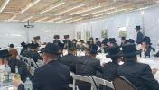 סעודת חול המועד ביי כ"ק אדמו"ר מפארשעי שליט"א