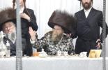 סוכות ביי כ"ק אדמו"ר מקרעטשניף סיגעט שליט"א