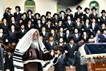 הושענא צדיק מושיעו: הושענא רבה און הקפות שניות ביי כ"ק מקרעטשניף ירושלים שליט"א