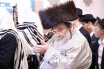 'ברכת כהנים' אין היכל פון ישיבת טשכנוב אין רמת שלמה, ירושלים מיט דער באטייליגונג פון ארום 300 כהנים