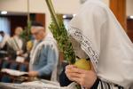 רירנדע סוכות מאמענטן ביי יהדות מאסקאווע רוסלאנד אינטערן שאטן פונעם מלחמת רוסלאנד-אוקריינע