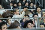 צענטראלע שמחת בית השואבה בראשות המשפיע הגה"צ רבי אלימלך בידרעמאן שליט"א אין ירושלים