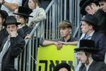 צענטראלע שמחת בית השואבה בראשות המשפיע הגה"צ רבי אלימלך בידרעמאן שליט"א אין ירושלים