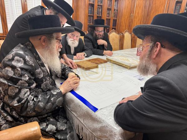 הנגד ר' יצחק ובנות ר' רפאל ראבינאוויטש האבן מנדב ג