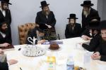 קביעת מזוזה אינעם נייעם פרי 1 עי אפטיילונג פון בית אסתר סאטמאר מאנסי סניף אונגאר נדבת הרבני בנגיד ר' אהרן אונגאר שליט"א בראשות כ"ק מרן הגאב"ד שליט"א 