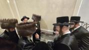 שמחת החתונה פאר אן אייניקל ביי כ"ק אדמו"ר ניקלשבורג בארא פארק שליט"א און כ"ק אדמו"ר מסטרעטין שליט"א