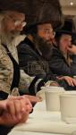 שמחת החתונה פאר אן אייניקל ביי כ"ק אדמו"ר ניקלשבורג בארא פארק שליט"א און כ"ק אדמו"ר מסטרעטין שליט"א