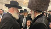 שמחת החתונה פאר אן אייניקל ביי כ"ק אדמו"ר ניקלשבורג בארא פארק שליט"א און כ"ק אדמו"ר מסטרעטין שליט"א