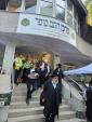 טויזנטער אידן קומען זיך צונויף אין פרעסבורג צום 187'סטן יארצייט פונעם חתם סופר זי"ע, באגלייט מיט א היסטארישע הכנסת ספר תורה