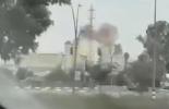 Main image for פאבריק עמערדזשענסי: רעטונגס כוחות ארבעטן שווער צו קאנטראלירן אן אויפרייס ביי אן אינטעל פאבריק נאך וואס 3 זענען פארוואונדעט געווארן