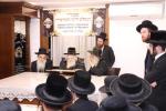 מעמד הנחלת דרכי ההוראה ע"י כ"ק הגאון רבי משה  שטערנבוך שליט"א פאר  די צענדליגער נייע אַברכים וואָס האָבן זיך אָנגעשלאָסן אין דעם כולל &bdquo;תּשובֿות והנהגות&ldquo; פֿאַרן נייעם זמן