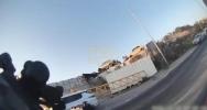 מערב ברעג צוזאמענשטויסן: ווידעא צייגט ווי באוואפנטע פאלעסטינער טוישן זיך אויס שיסערייען מיט מדינת ישראל כוחות