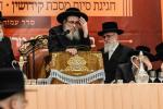 גרויסארטיגע מעמד סיום מסכת קדושין בחצר הקודש פאפא 