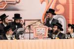 גרויסארטיגע מעמד סיום מסכת קדושין בחצר הקודש פאפא 