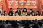 גרויסארטיגע מעמד סיום מסכת קדושין בחצר הקודש פאפא 