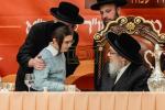 גרויסארטיגע מעמד סיום מסכת קדושין בחצר הקודש פאפא 