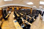 עצרת הספד צו די פטירה פון הגאון רבי צבי זאב בערגער זצ"ל מו"ץ צאנז קלויזענבורג בבארא פארק אין ביהמ"ד הגדול צאנז קלויזענבורג אין בארא פארק בילדער: אייזיק י., אברומי ווייס