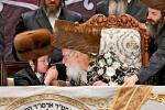 שמחת הבר מצוה פון נכדי כ"ק אדמורים מוויזניץ און פרעמישלאן -בילדער: יהושע פרוכטער