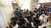Main image for טויזנטער ערווארטעט ביים קבר רחל צום יארצייט פון רחל אמנו ווי ספעציעלע אראנזשירונגען טרעטן אריין אין קראפט