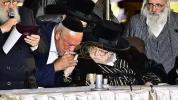 פולע ווידעא: הערליכע מעמד פאר תומכי תולדות אברהם יצחק ביים קבר חוני המעגל 